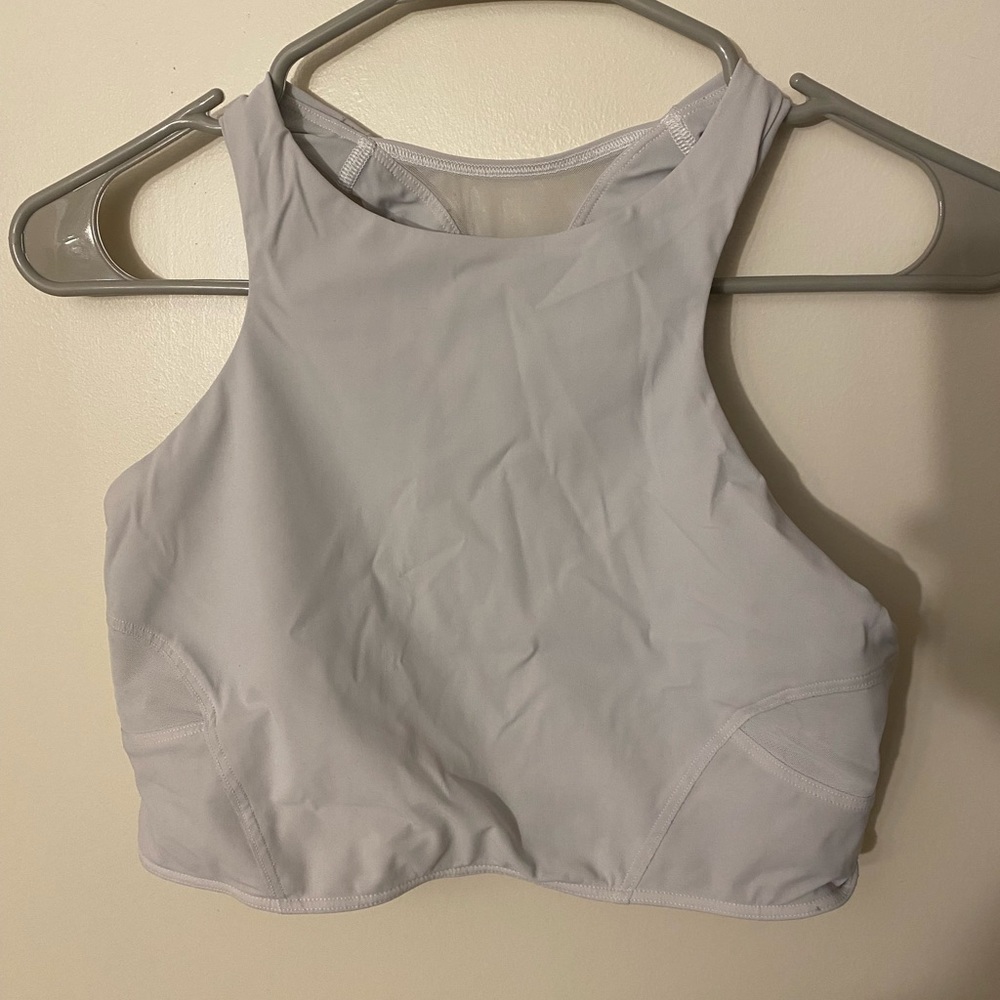 Lululemon high neck size 8 sports bra